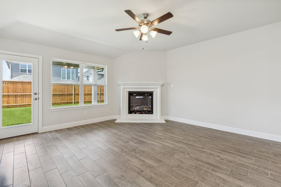 Representative unfurnished interior of a home built from the Blackberry III by Megatel Homes in Santorini, Seagoville (Image 10). Representative unfurnished interior of a home built from the Blackberry III by Megatel Homes in Santorini, Seagoville (Image 10).