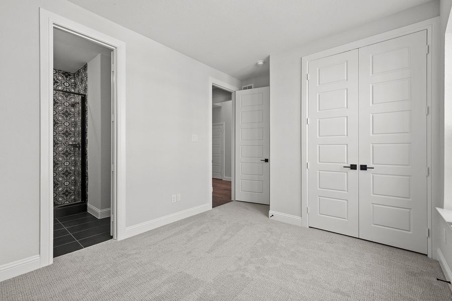 Representative unfurnished interior of a home built from the Bradley by Landon Homes in Lexington Frisco, Frisco (Image 18).