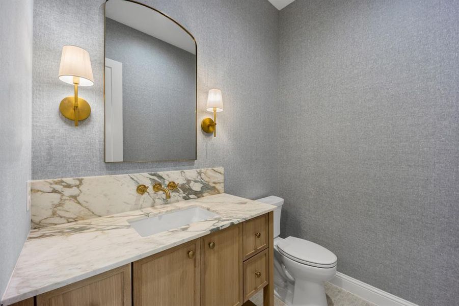 Furnished interior view inside a new home in , Dallas (Image 38). Furnished interior view inside a new home in , Dallas (Image 38).