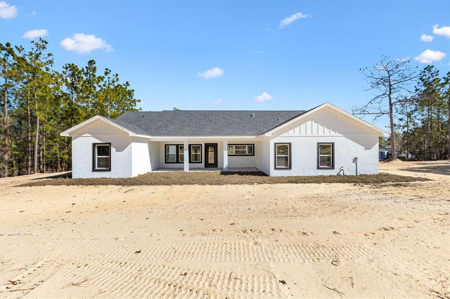 Exterior details and patio area of a home in , Wildwood (Image 25).