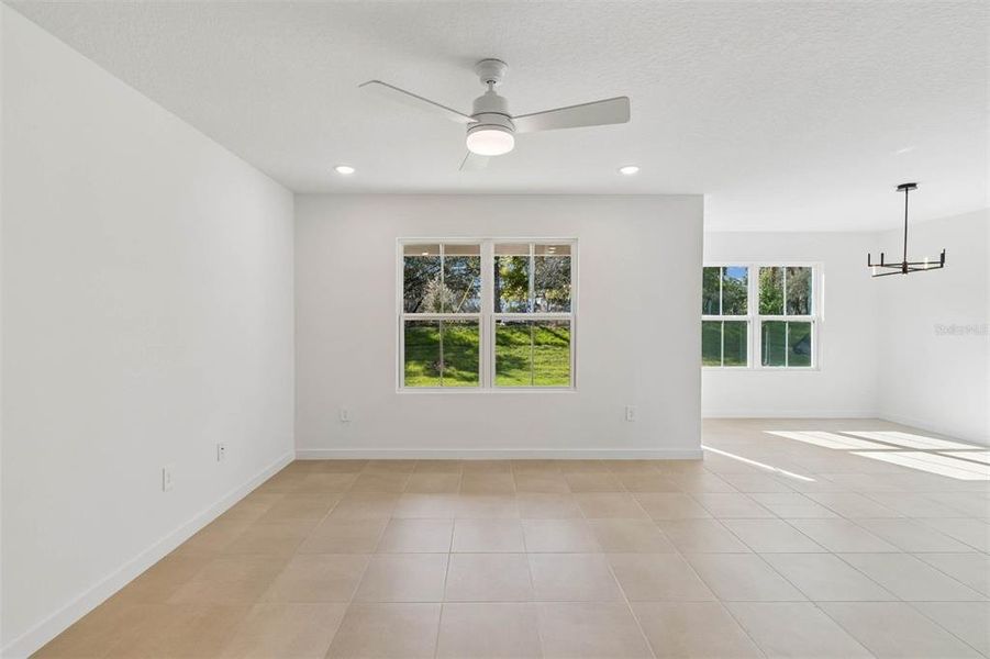 Spacious, unfurnished interior of a new home in Aspire at Canter Creek, Davenport (Image 23).