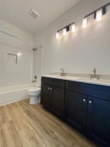 Furnished interior view inside a new home in , Palacios (Image 4).