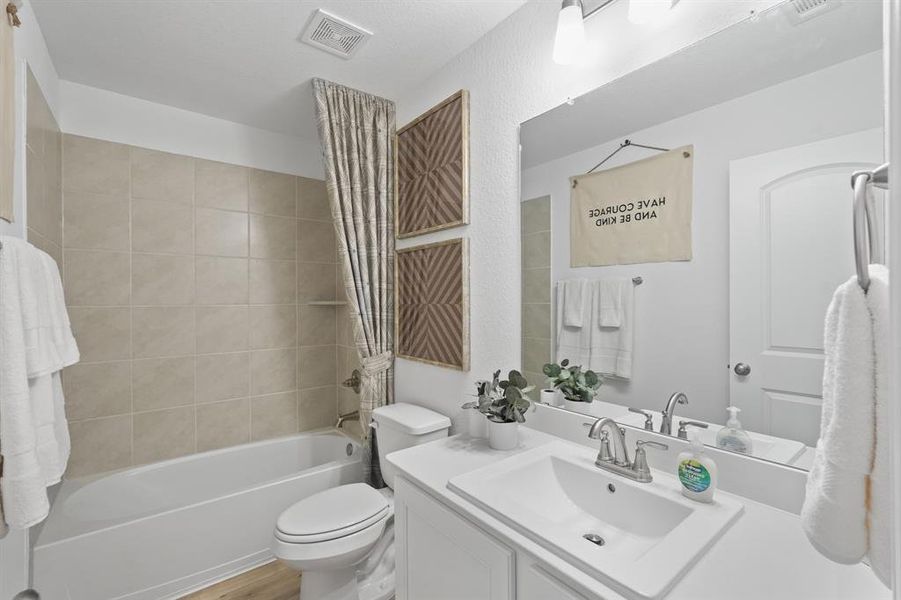 Furnished interior view inside a new home in Palmilla Springs 50s Sales Phase 2, Fort Worth (Image 5). Furnished interior view inside a new home in Palmilla Springs 50s Sales Phase 2, Fort Worth (Image 5).