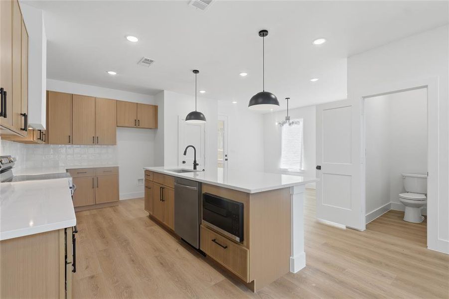 Furnished interior view inside a new home in , Dallas (Image 7).