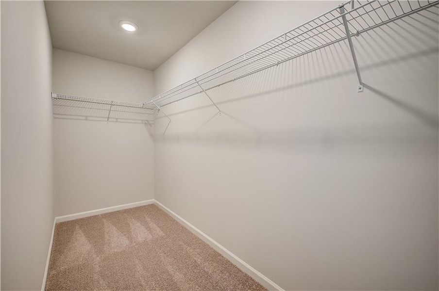 Spacious, unfurnished interior of a new home in Diamante, Stockbridge (Image 22).