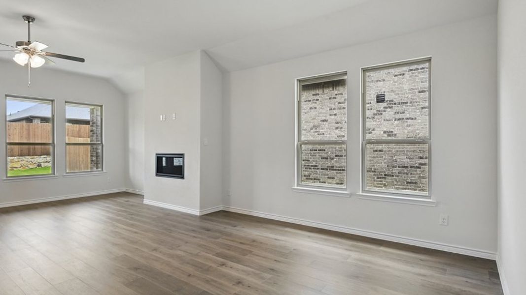 Representative unfurnished interior of a home built from the Vail by D.R. Horton in The Woods at Lindsey Place, Anna (Image 9). Representative unfurnished interior of a home built from the Vail by D.R. Horton in The Woods at Lindsey Place, Anna (Image 9).
