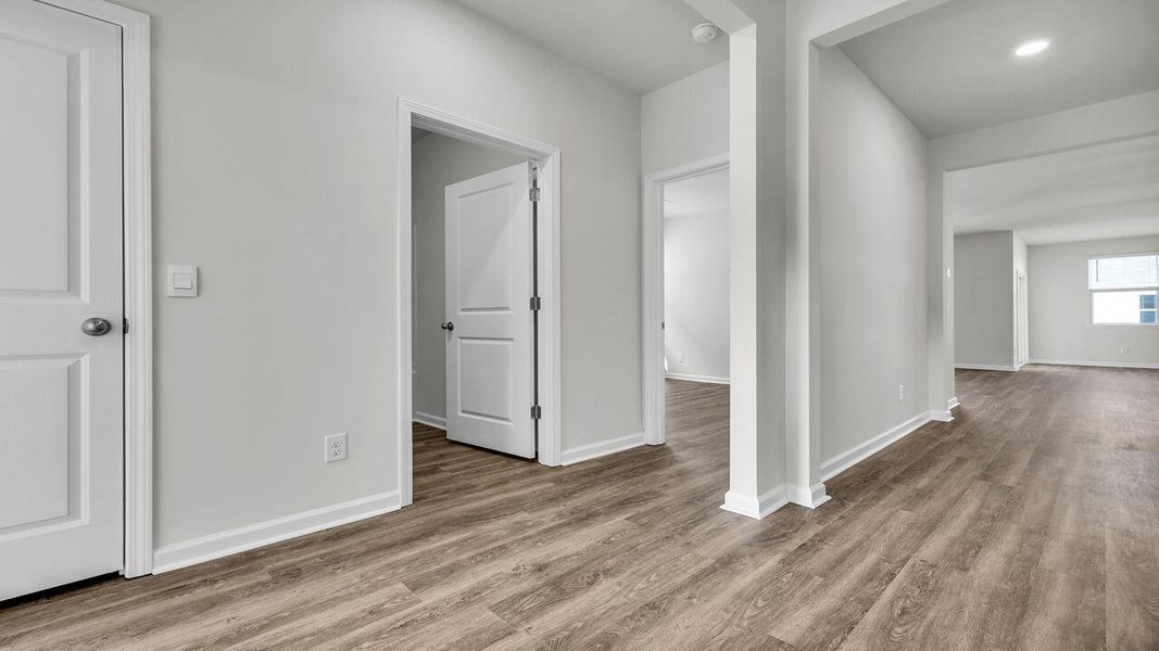 Spacious, unfurnished interior of a new home in Hillcrest, Ravenel (Image 35).