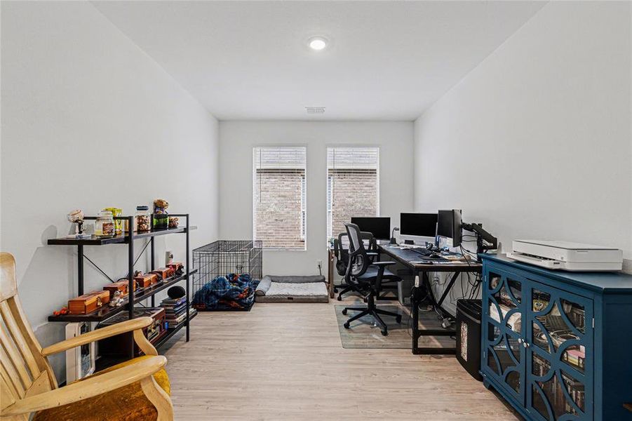 Furnished interior view inside a new home in Bridgewater, Princeton (Image 16).