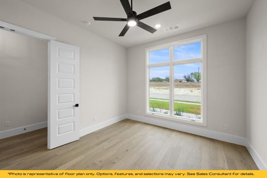 Representative unfurnished interior of a home built from the Vail by Stonefield Homes in Heath Golf and Yacht Club, Rockwall (Image 24).