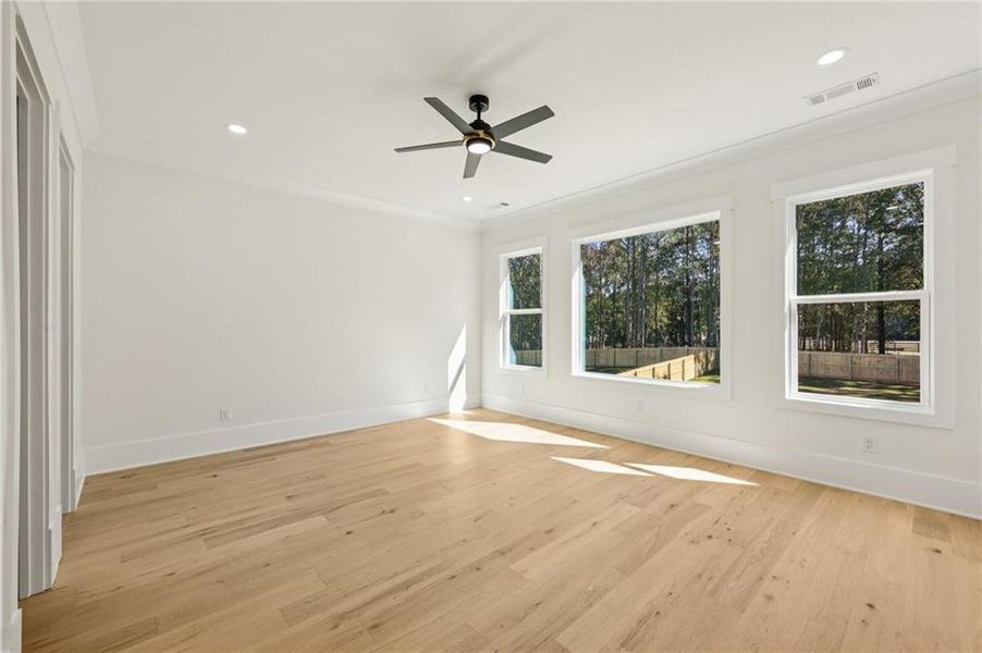 Spacious, unfurnished interior of a new home in , Grayson (Image 36).