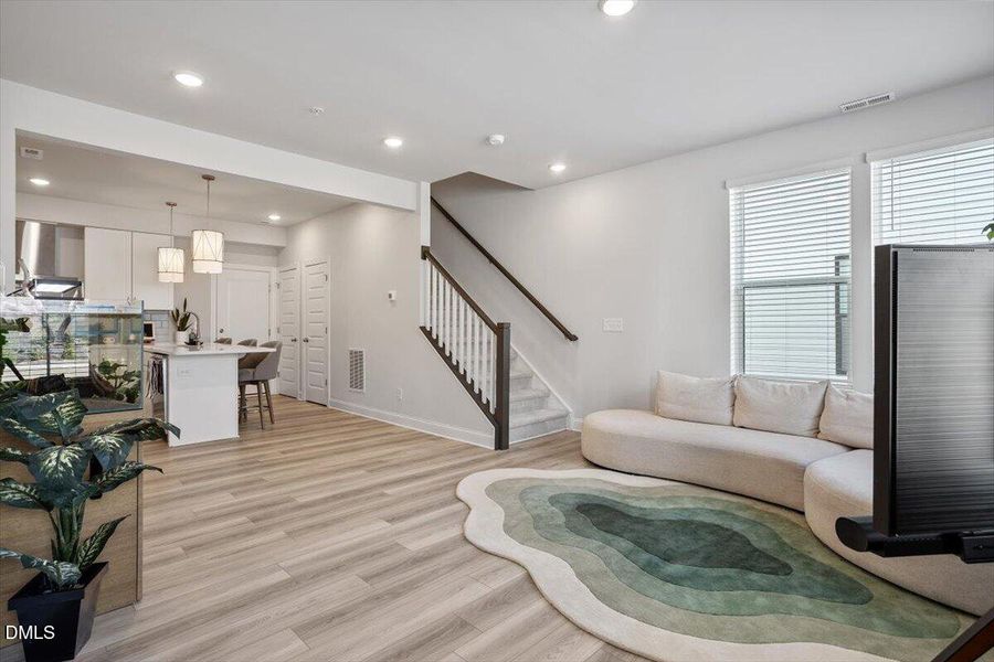 07-1234 Coach Sta Aly 101 [2852095]_11