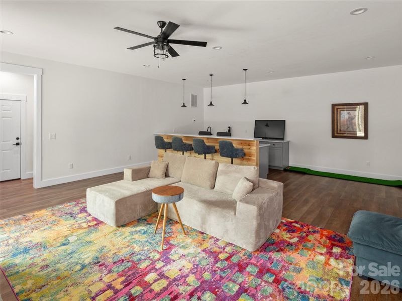 Furnished interior view inside a new home in , Nebo (Image 9).