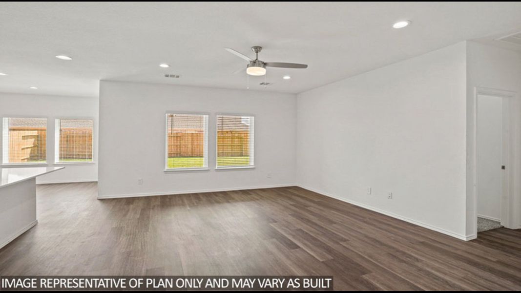 Representative unfurnished interior of a home built from the Midland by D.R. Horton in Sunterra, Katy (Image 16).