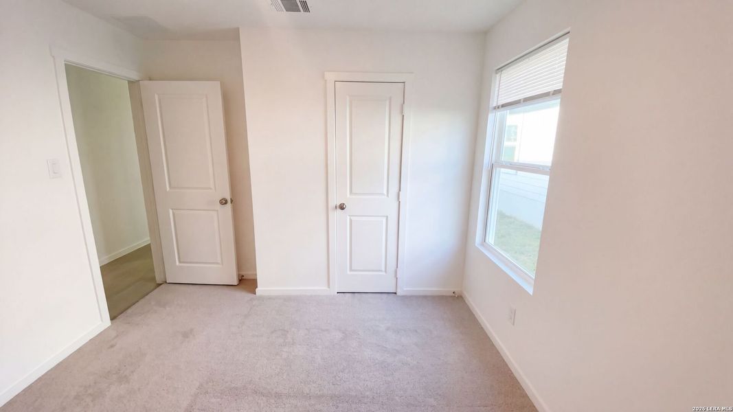 Spacious, unfurnished interior of a new home in Landon Ridge, San Antonio (Image 43).