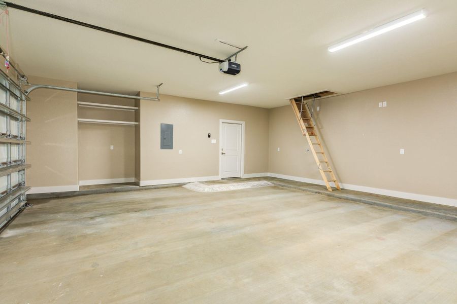 Spacious, unfurnished interior of a new home in , Richwood (Image 37).
