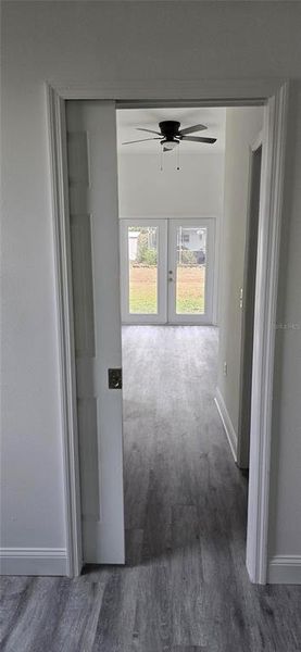 Spacious, unfurnished interior of a new home in , Sebring (Image 23).