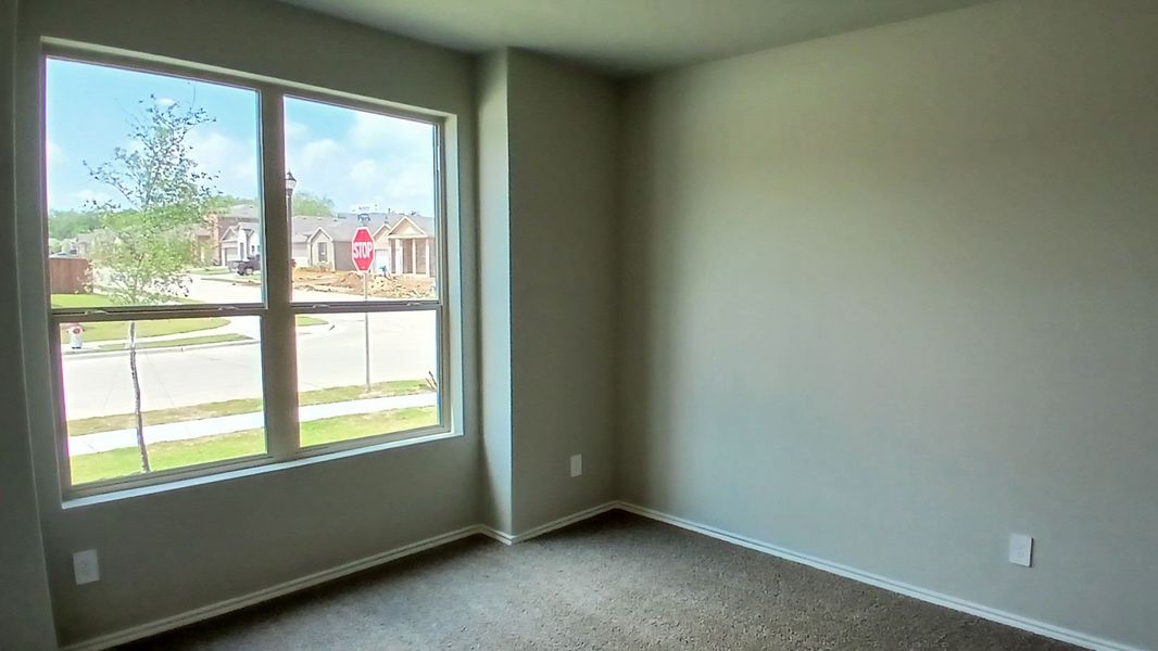Spacious, unfurnished interior of a new home in The Canyons, Keene (Image 11).
