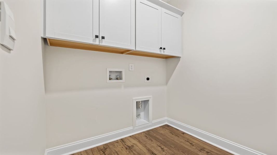 Spacious, unfurnished interior of a new home in The Villas at Pine Valley, Boiling Springs (Image 27).