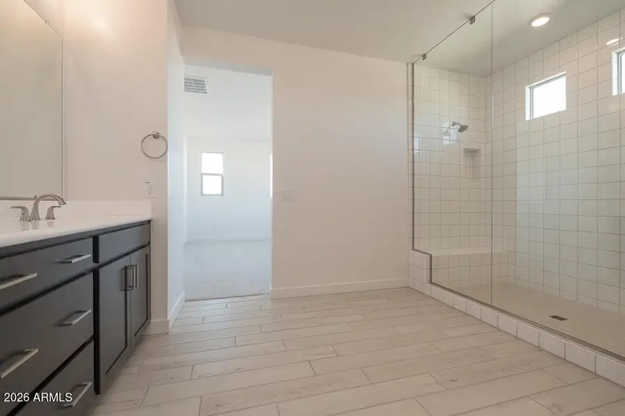 Tri Pointe Soleo 622 - Primary Bathroom-