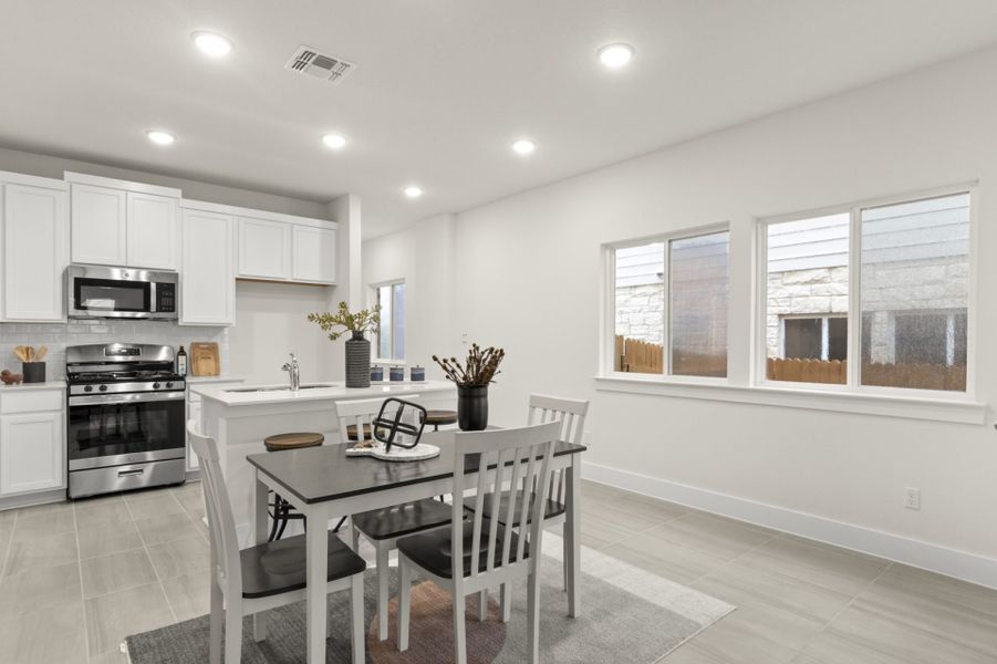 Representative furnished interior of a home built from the Brazos by Pacesetter Homes in Saddle Creek Twinhomes, Georgetown (Image 27).