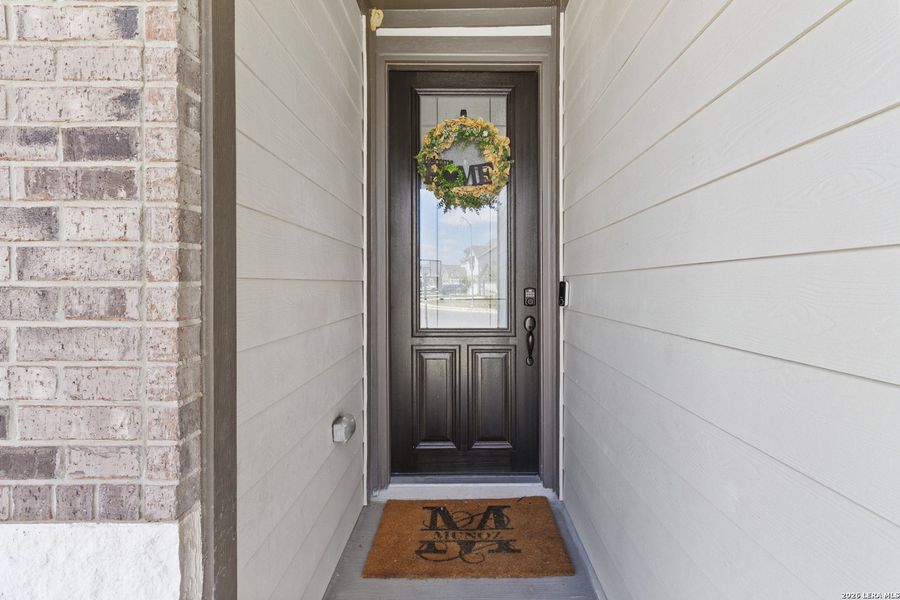 Exterior details and patio area of a home in , Schertz (Image 21).