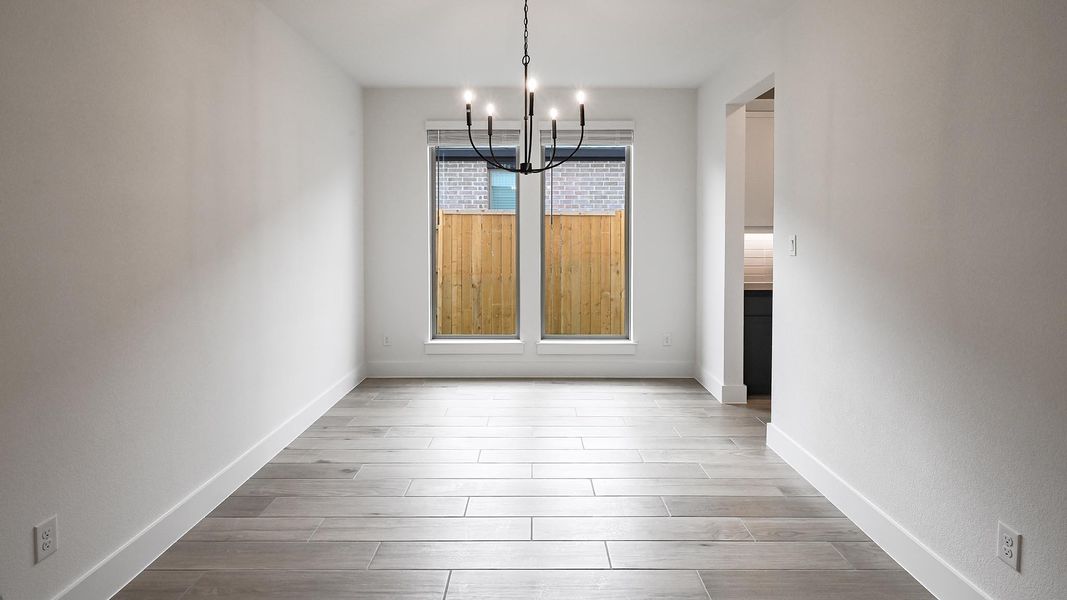 Spacious, unfurnished interior of a new home in 6 Creeks, Kyle (Image 23).