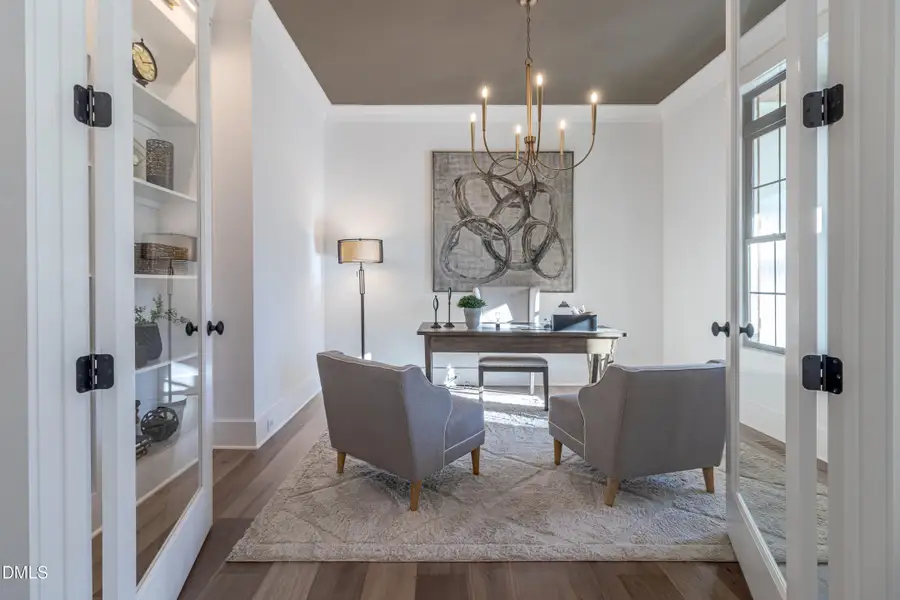 8420_BELLS_LAKE RD_INTERIOR_03