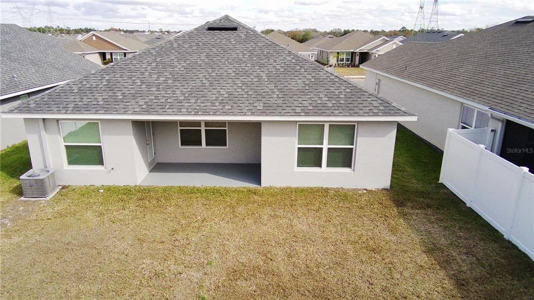 Exterior details and patio area of a home in Pine Bluff, Spring Hill (Image 4).