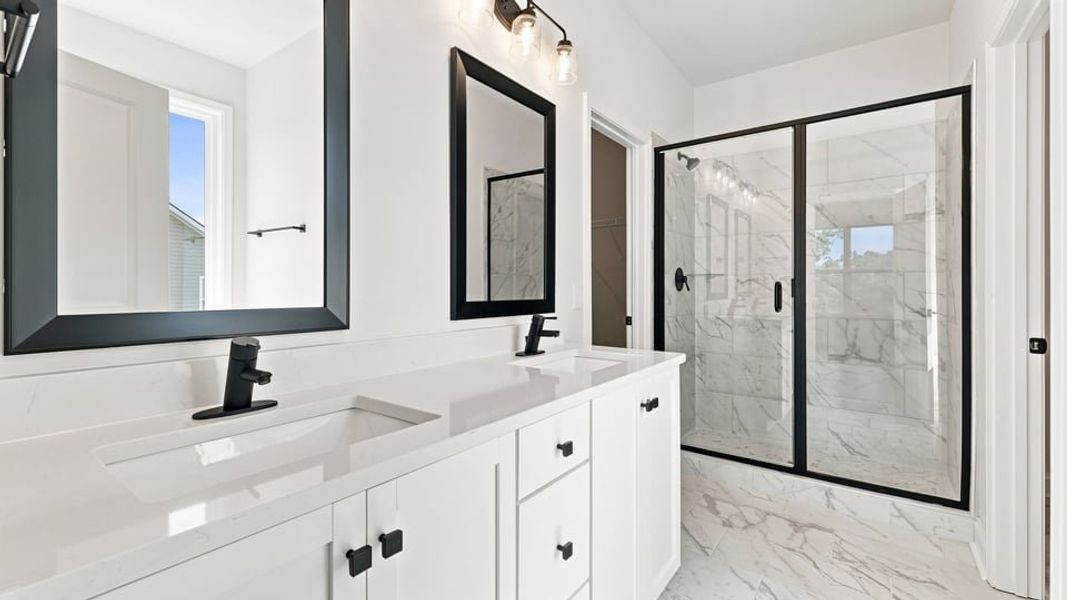 Furnished interior view inside a new home in Shadowood, Seneca (Image 10).