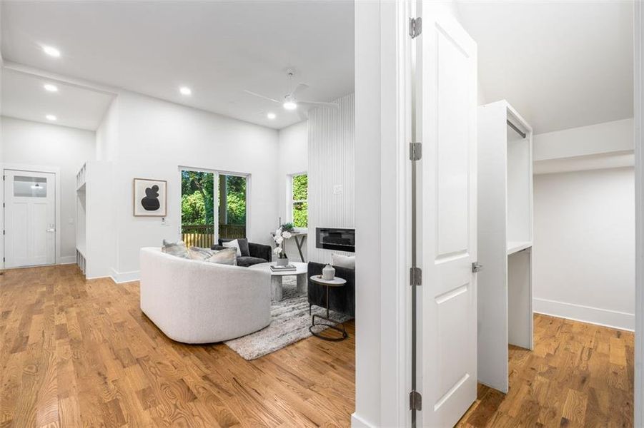 Furnished interior view inside a new home in , Atlanta (Image 33). Furnished interior view inside a new home in , Atlanta (Image 33).