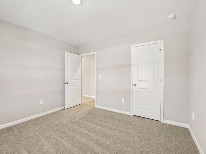Spacious, unfurnished interior of a new home in Watkins Glen, Raleigh (Image 21). Spacious, unfurnished interior of a new home in Watkins Glen, Raleigh (Image 21).