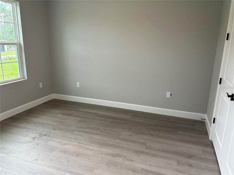 Spacious, unfurnished interior of a new home in , Brooksville (Image 13).