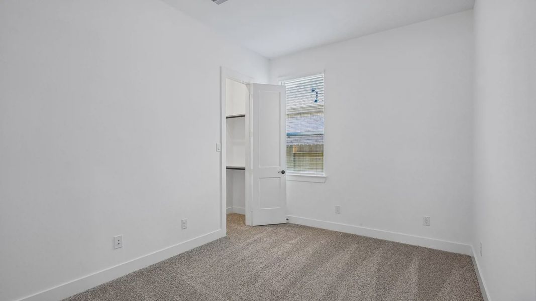 Representative unfurnished interior of a home built from the Oxford by Chesmar Homes in Parkside on the River, Georgetown (Image 17).
