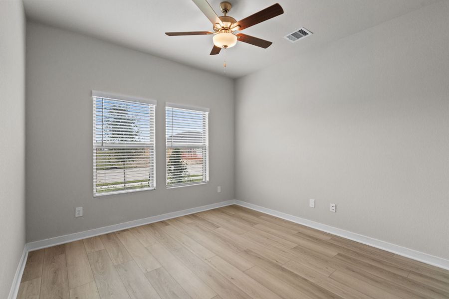 5br New Home in Richmond, TX.  - Slide 19