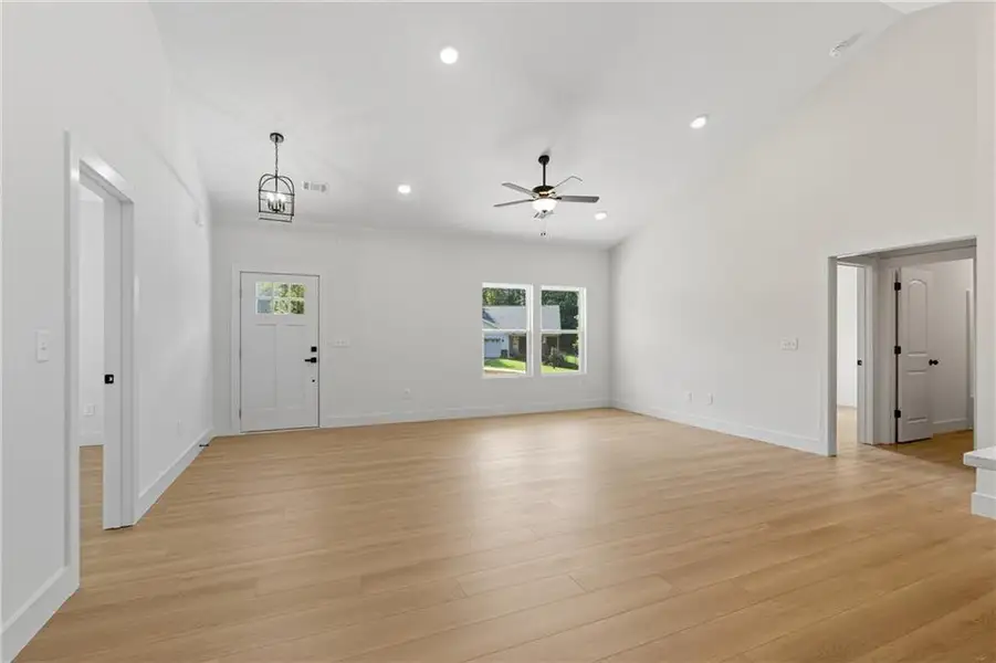 Spacious, unfurnished interior of a new home in , Toccoa (Image 13).