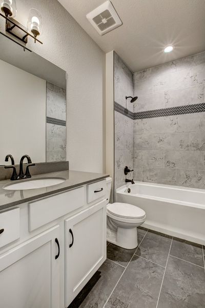 Representative furnished interior of a home built from the The Camden 2 by Landmark Homes in Highlands at Fox Hill, Longmont (Image 13).
