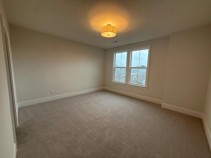 The Dresden D Bedroom 4