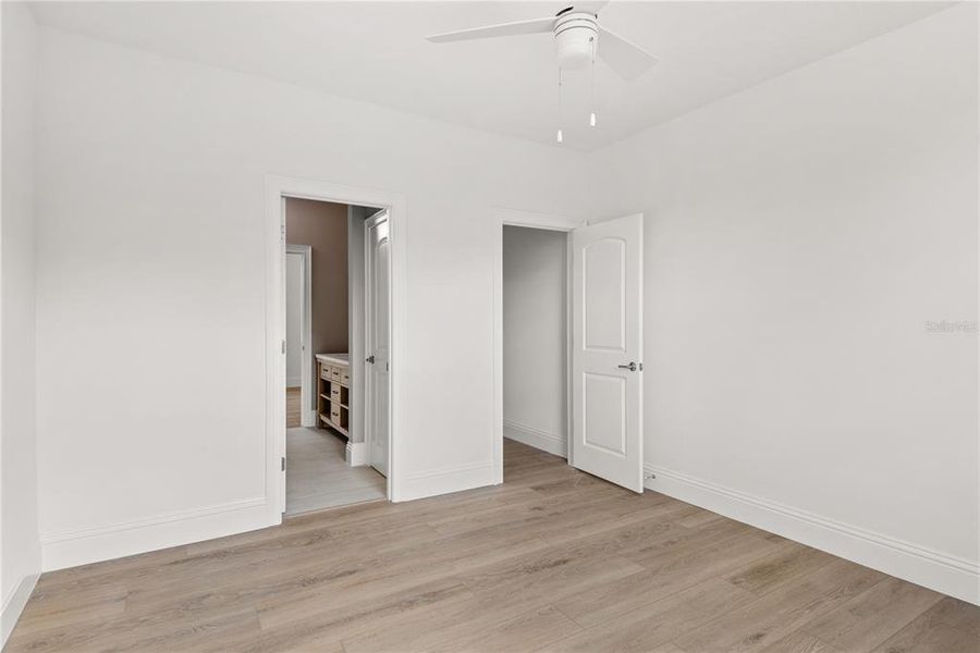 Spacious, unfurnished interior of a new home in , Apopka (Image 29).
