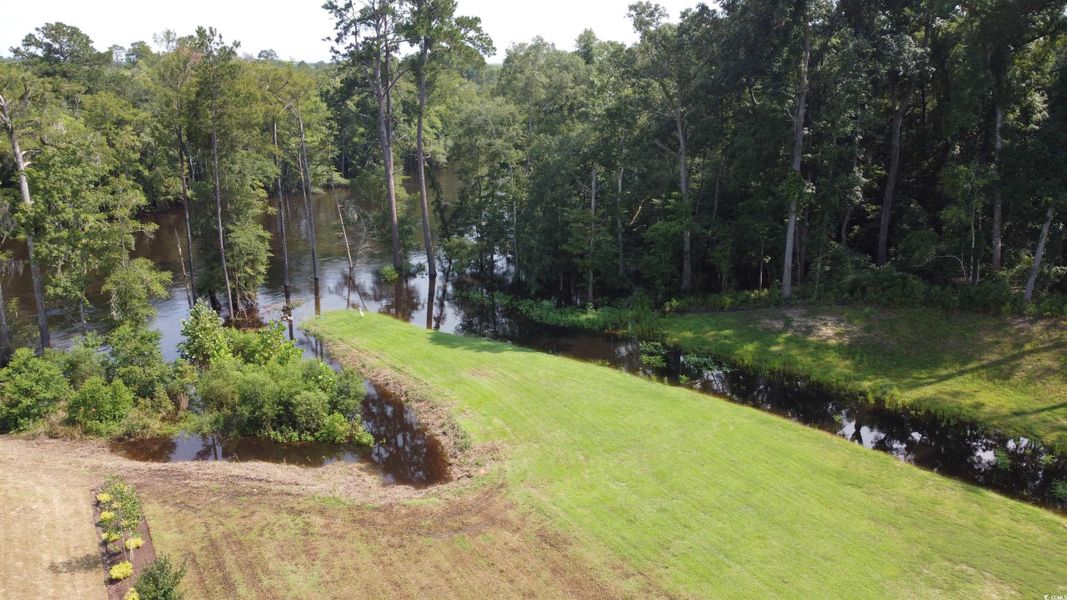 Image 20 of a home in Grissett Landing.