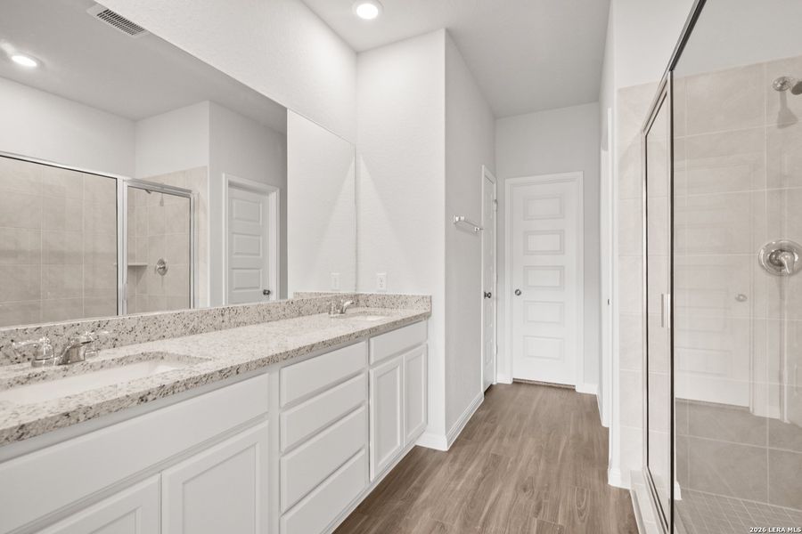 Furnished interior view inside a new home in Cinco Lakes, San Antonio (Image 8).