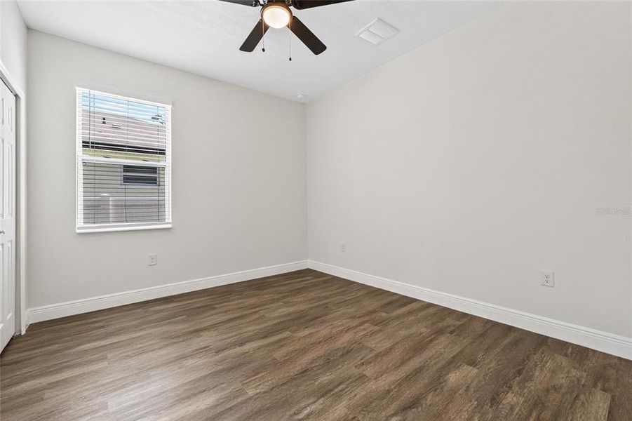 Spacious, unfurnished interior of a new home in , Tampa (Image 36).