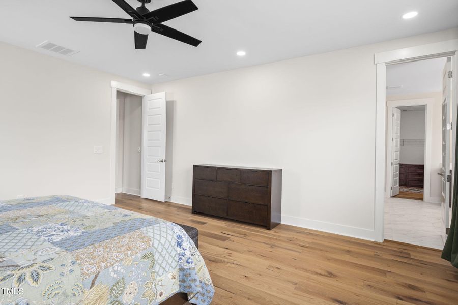 28-web-or-mls-225 Holding Dairy-232