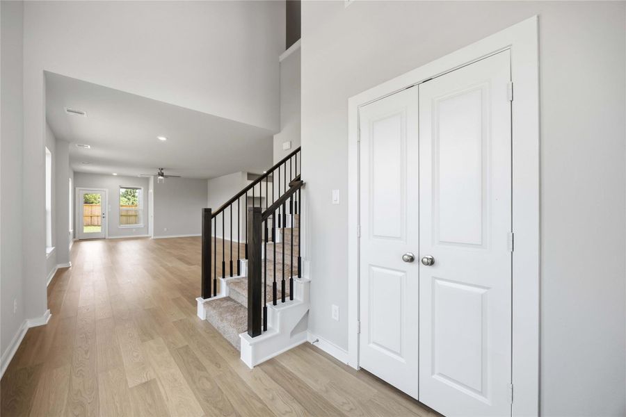 Spacious, unfurnished interior of a new home in Emberly  45', Beasley (Image 36).