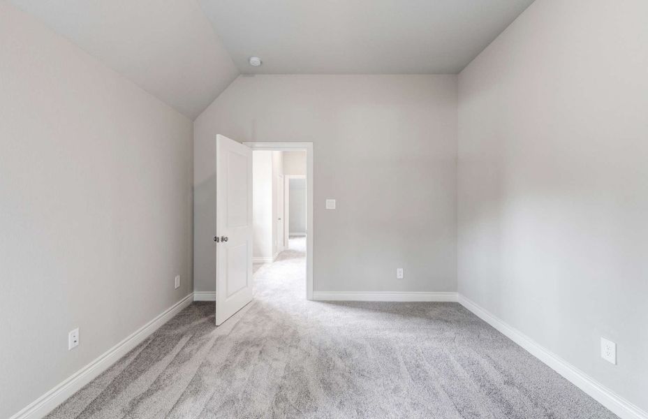 Representative unfurnished interior of a home built from the 2924 by Ravenna Homes in The Highlands 55′, Porter (Image 36). Representative unfurnished interior of a home built from the 2924 by Ravenna Homes in The Highlands 55′, Porter (Image 36).