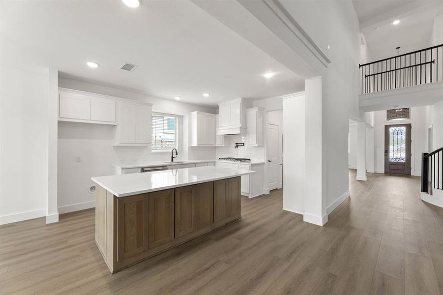 411 Hidden Lakes-Kitchen-2