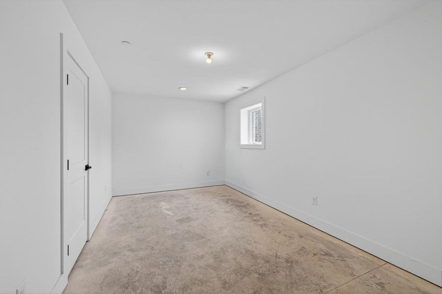 Spacious, unfurnished interior of a new home in Skyview On Broad, Sugar Hill (Image 22). Spacious, unfurnished interior of a new home in Skyview On Broad, Sugar Hill (Image 22).