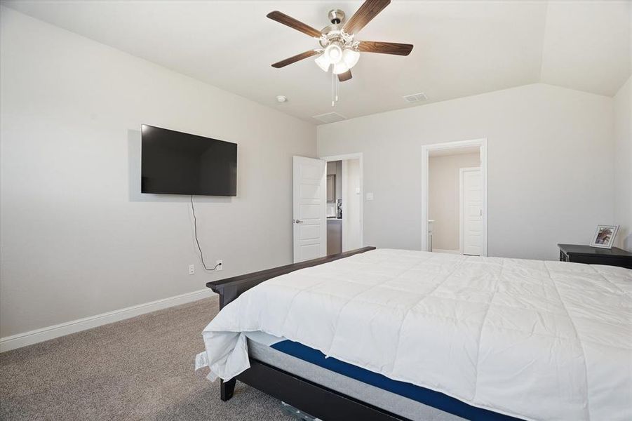 Furnished interior view inside a new home in Sandstone Estates, Granbury (Image 31).