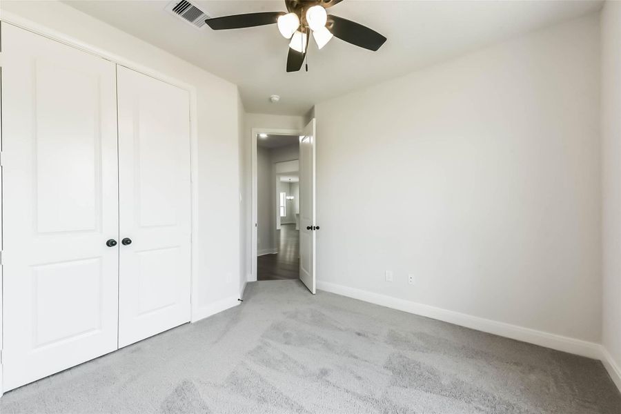 Spacious, unfurnished interior of a new home in , Baytown (Image 37).