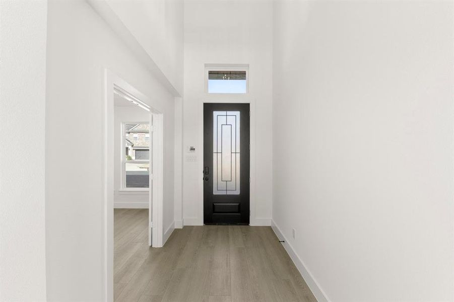 Spacious, unfurnished interior of a new home in Valencia on The Lake, Little Elm (Image 18).