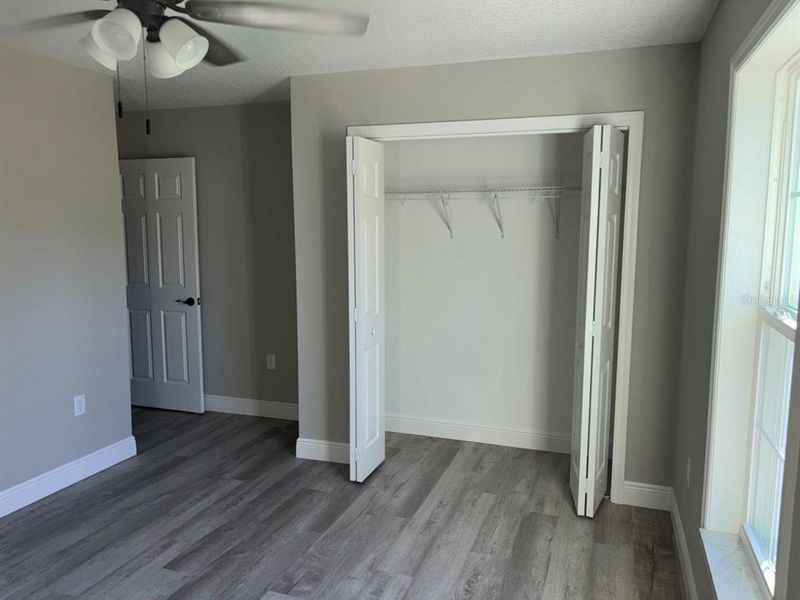 Spacious, unfurnished interior of a new home in , Dunnellon (Image 20).
